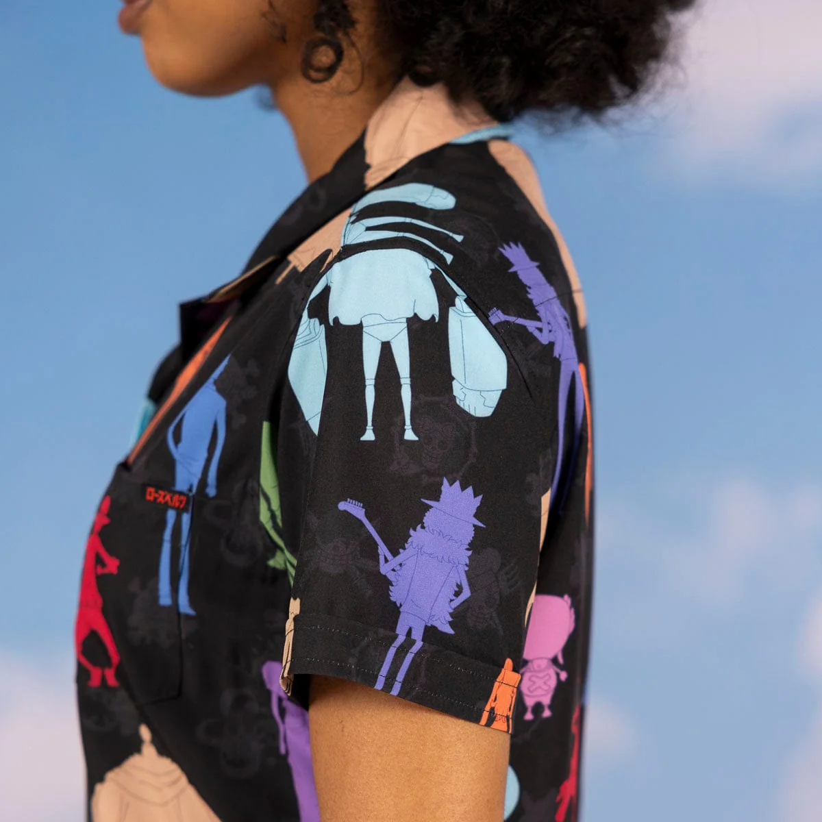 One Piece “We Go!” – Women's KUNUFLEX Short Sleeve Shirt - Image 5